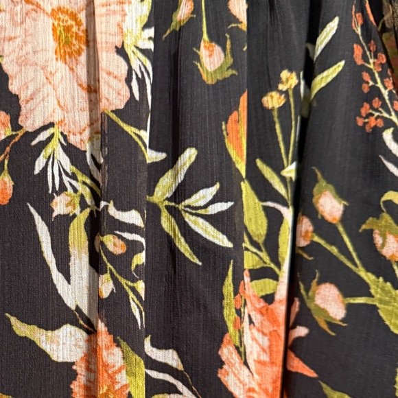 LC Lauren Conrad Floral Blouse - Picture 6 of 9